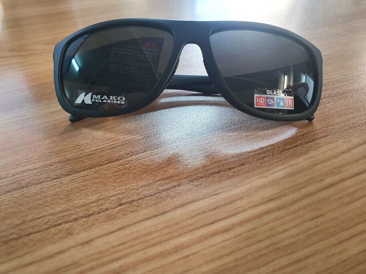 Mako TIDAL - Grey lens Matte Black Sunglasses Fishing Polarised 9607 MO1 G0HR