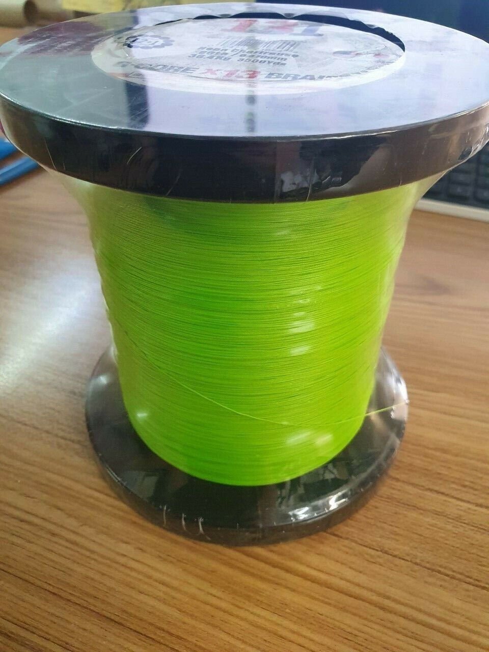 Sufix 131 NEON CHARTREUSE Bulk 3500 yards Braid - 80LB 36.4Kg 0.470mm